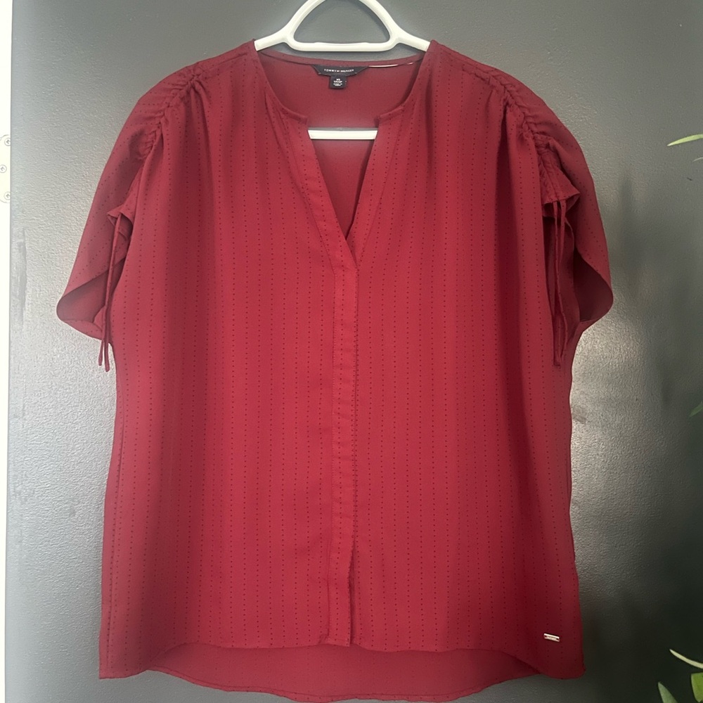 Tommy Hilfiger Women's Burgundy Blouse